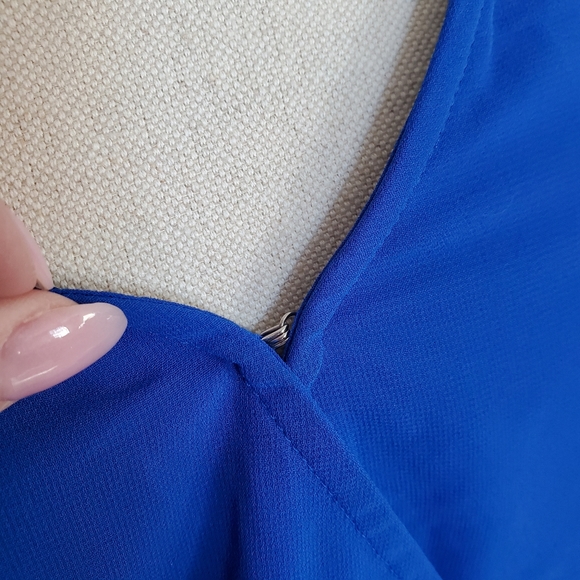 Express Sheer Sleeve Sun Dress 👗 - Picture 2 of 10